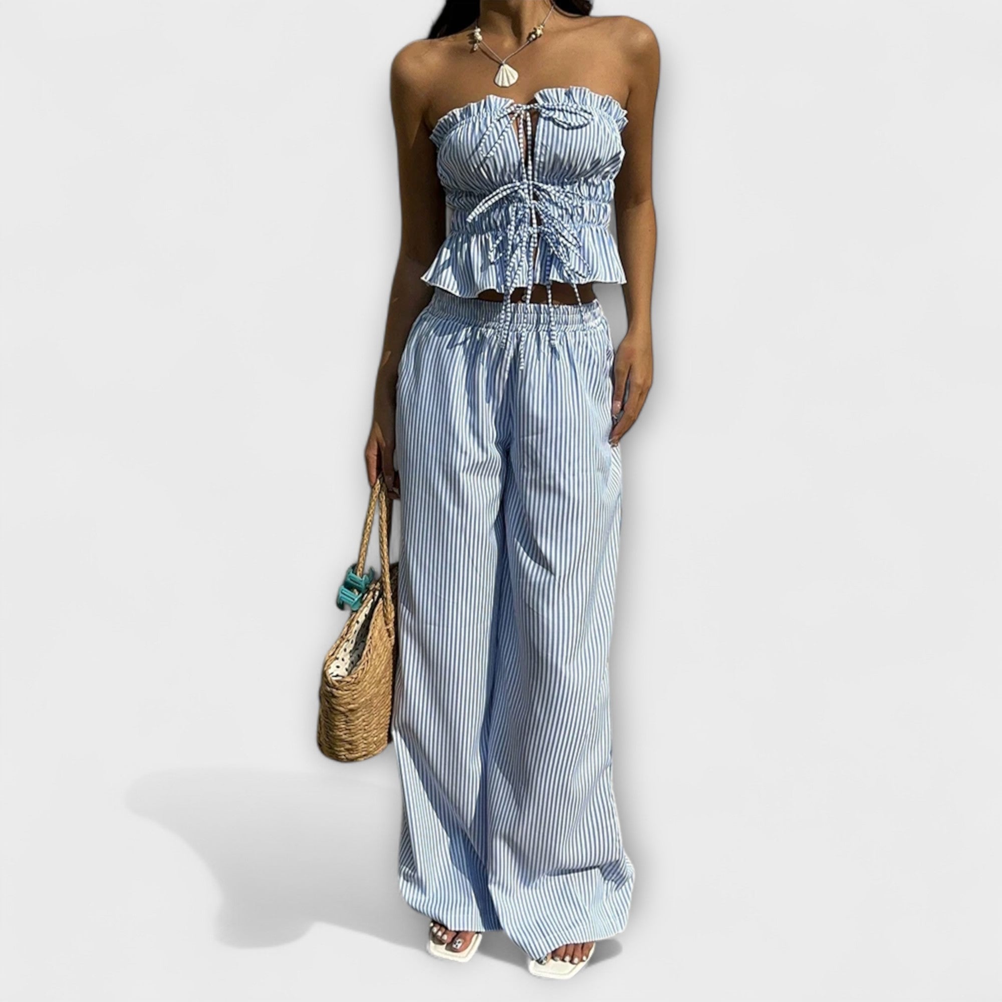 Hosen-Set mit gestreiftem Bandeau-Top und weiter Stoffhose, blau-weiß