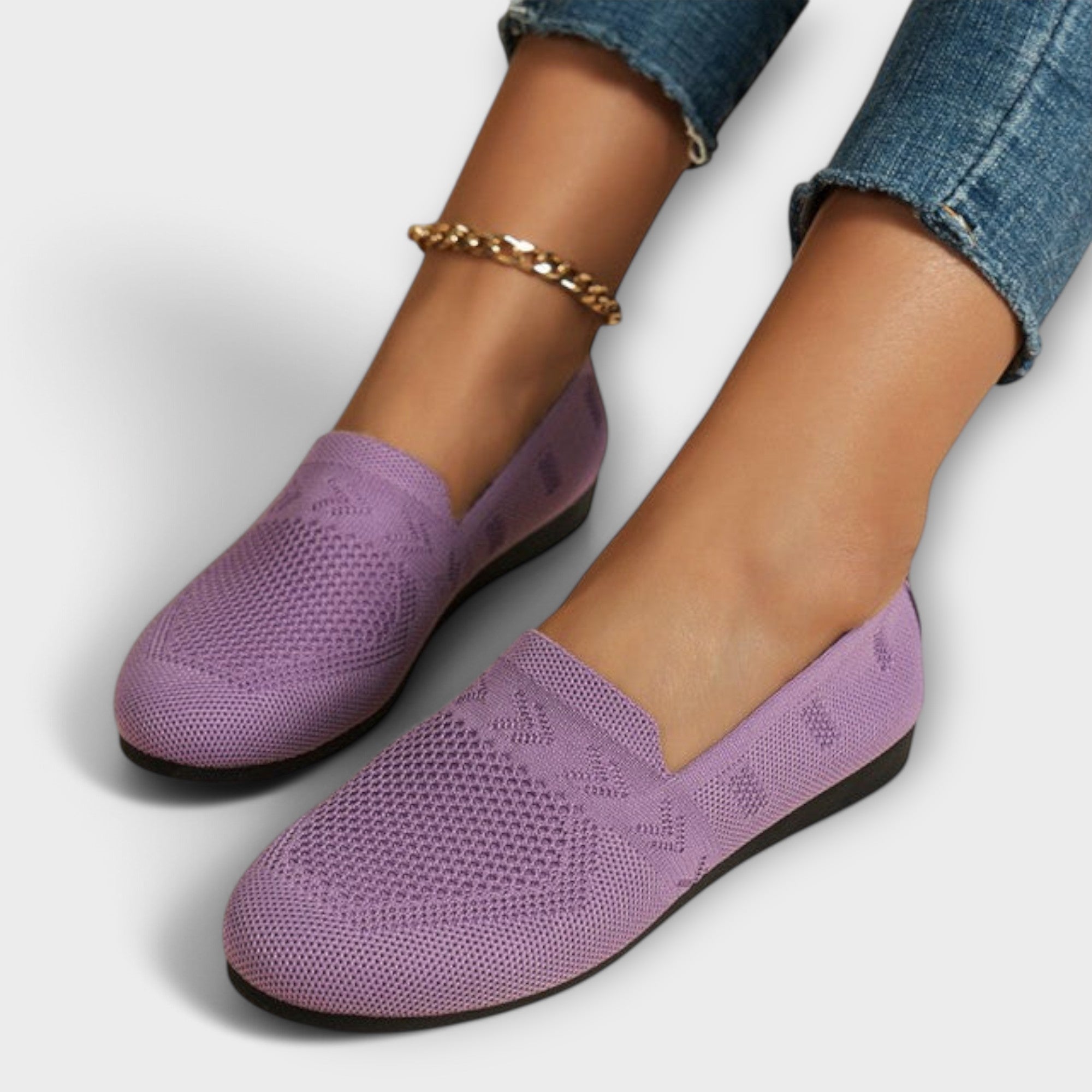 Jasz-Vielseitige Loafer lila mit Lochmuster und Kettenriemen am Knöchel