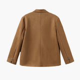 Matilda Jacke, braun, Rückansicht mit Mittelnaht, Knopfdetails an den Manschetten