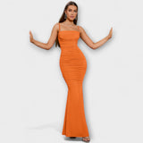 Elegantes Rüschenkleid mit Spaghettiträgern, tailliertem Schnitt, Orange