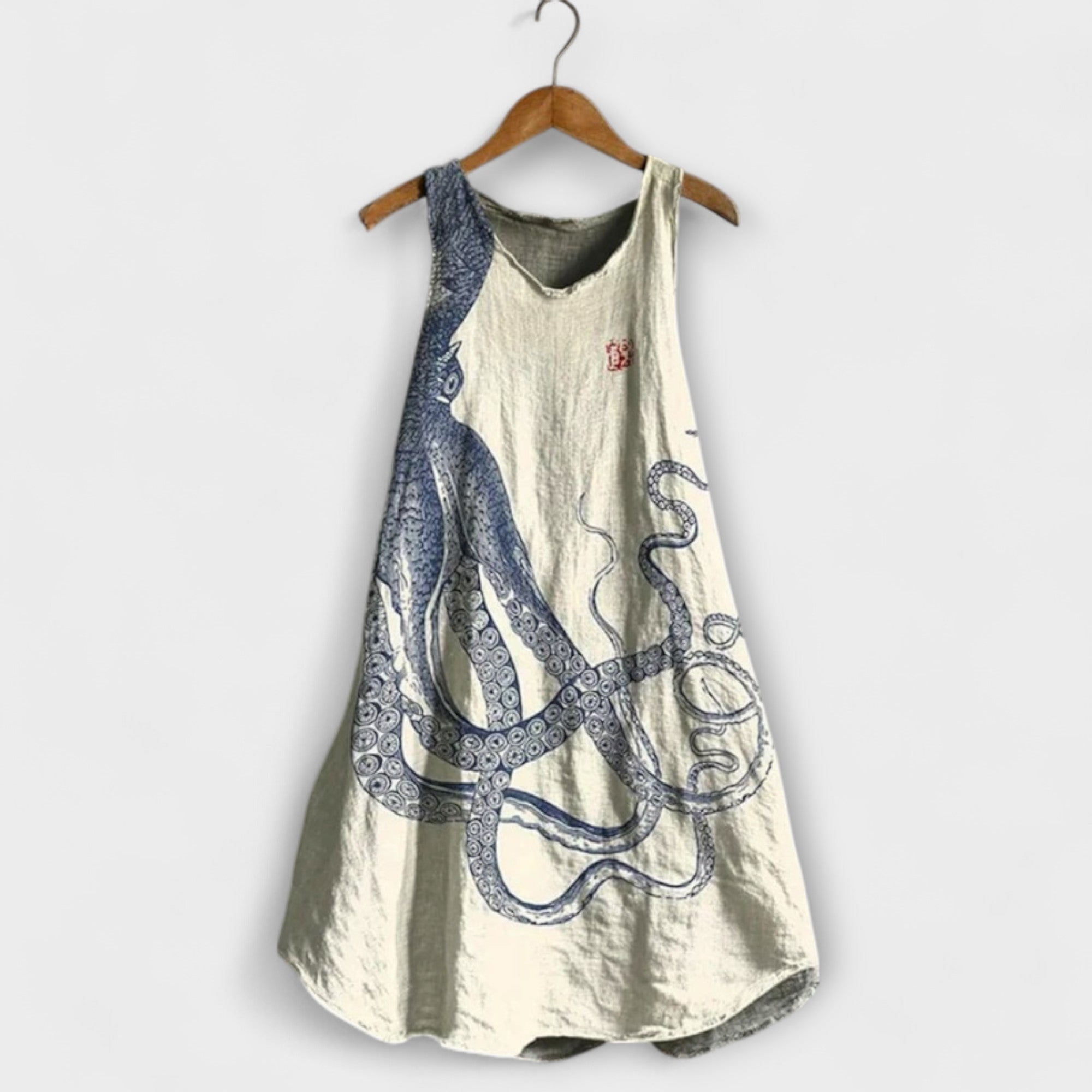 Locker sitzendes Tank-Top-Kleid, cremefarben mit blauem Paisley-Print