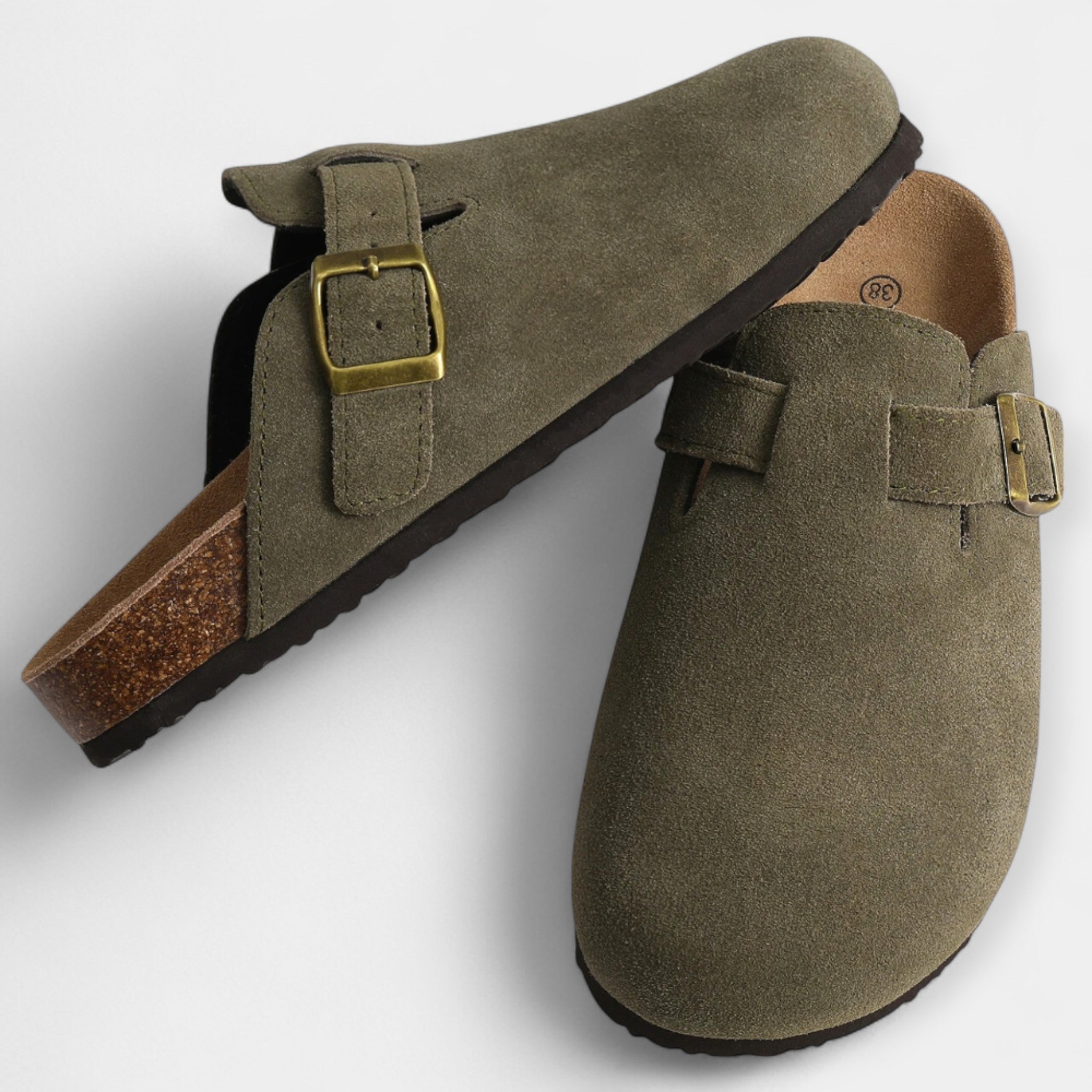 Olivgrüne Wildleder-Sandalen mit Riemen und Metall-Schnalle