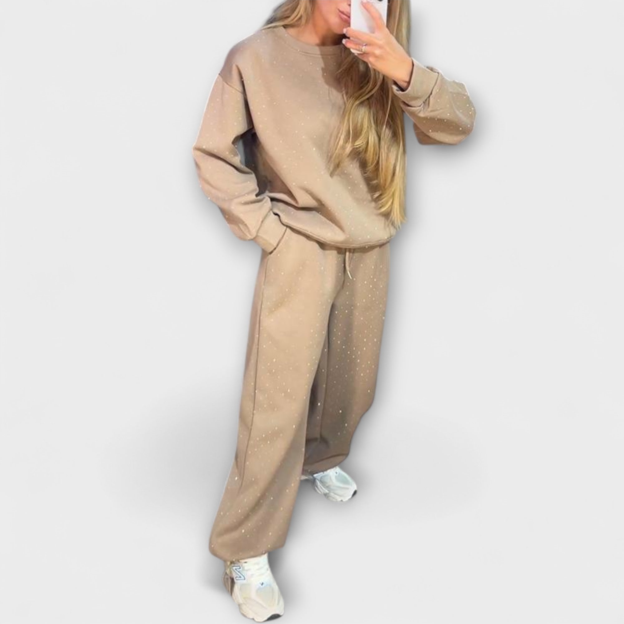 Damen-Zweiteiler: Aprikose Pullover mit Rundhalsausschnitt und Jogginghose mit Pünktchenmuster