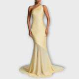 Gelbes Maxikleid, einseitige Träger, asymmetrische Bahnen und ausgestellter Mermaid-Saum