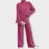 Strick-Set mit Rollkragen, langem Ärmel und weitem Hosebein in Fuchsia