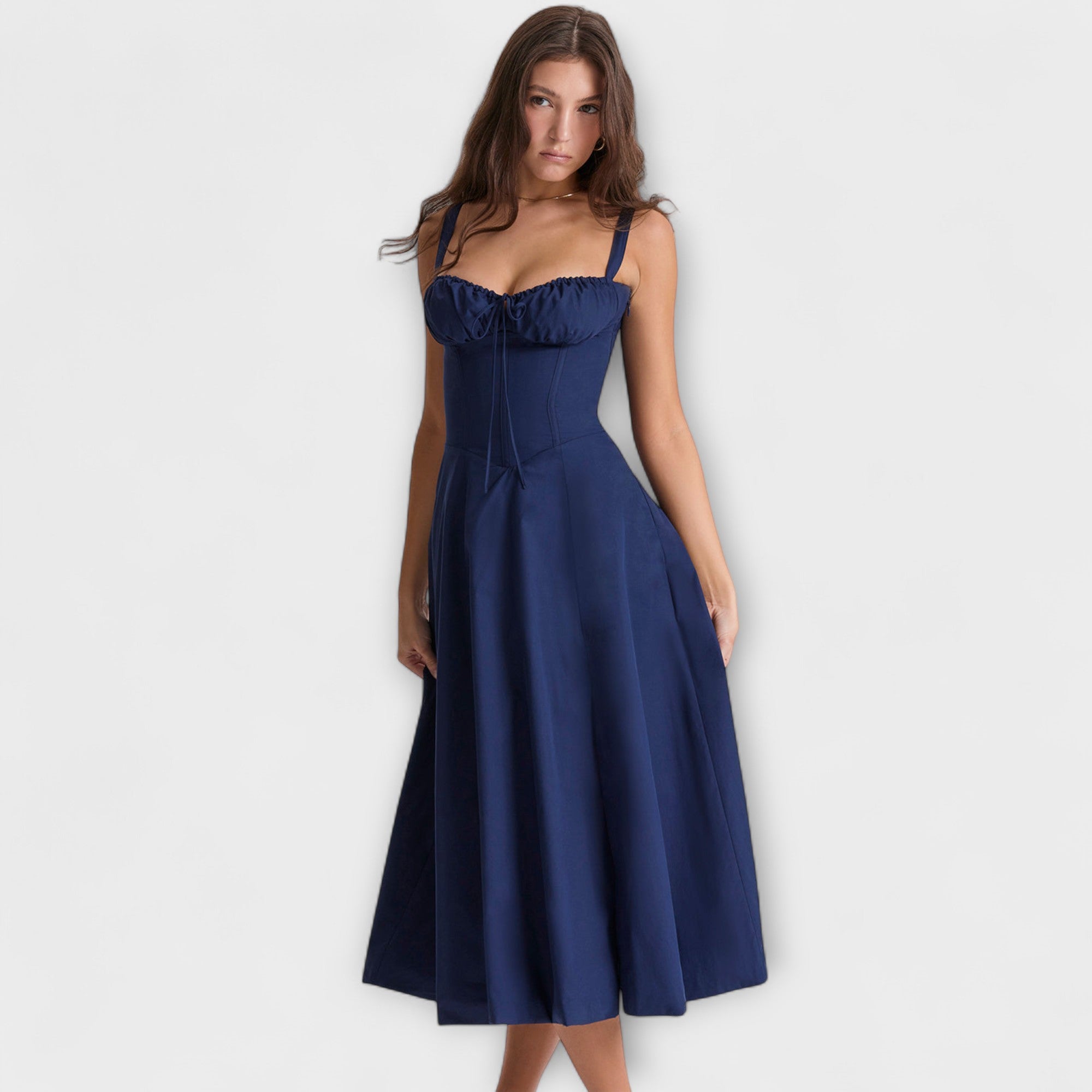 Zipporas Bustierkleid in Dunkelblau, geraffter Ausschnitt, ausgestellter Rock, knielang