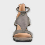 Graue Damen-Sandalen mit Fersenriemen und Keilsohle