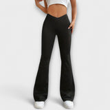 Schwarze lockere Hose mit ausgestelltem Bein und hoher Taille