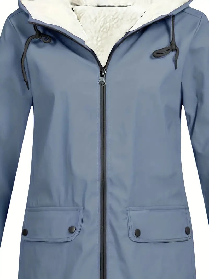 Damen-Kapuzenpullover mit Reißverschluss, hellblauer Frontansicht mit Sherpa-Kragen