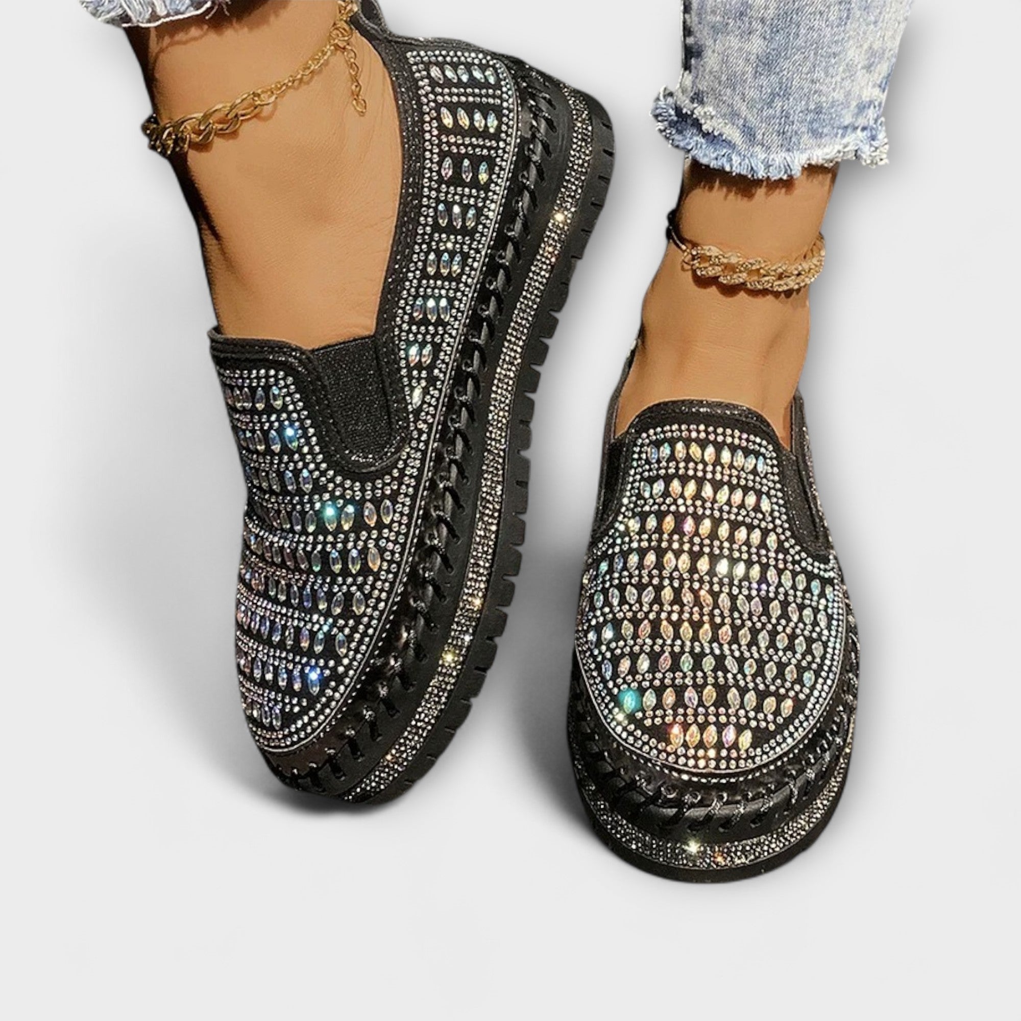 Schwarze Slip-On-Schuhe mit Strasssteinen im Kreisdesign, profilierte Sohle