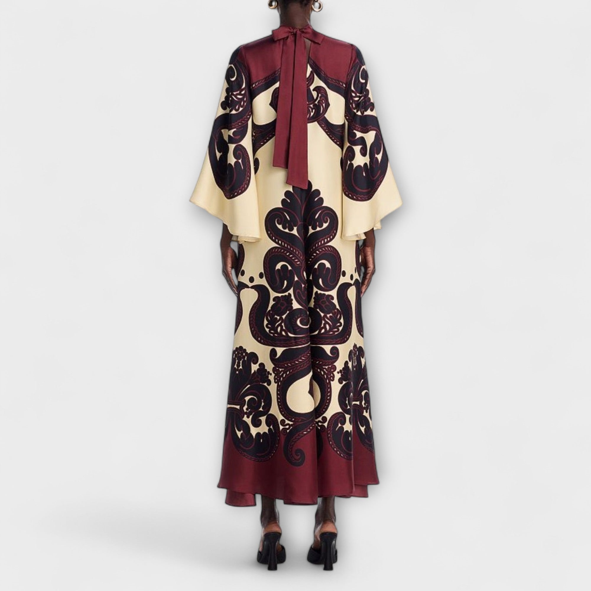 Maxikleid mit Paisley-Print, Schleife am hohen Rückenkragen, langer Rocksaum