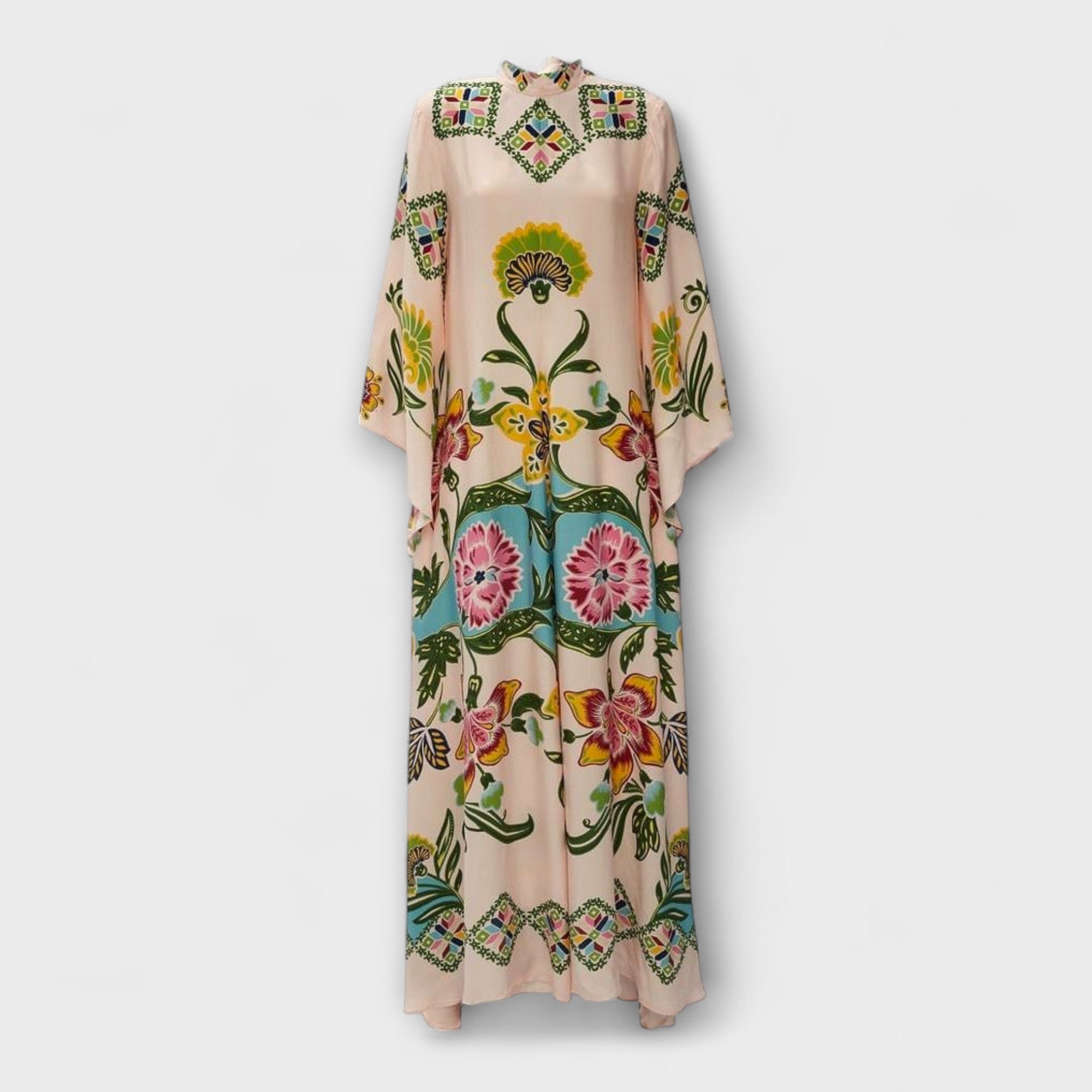 Maxikleid flach: rosa floral bedruckt, Knopfleiste vorn und luftige Ärmel.