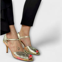 Maria - Goldene Stiletto-Absätze