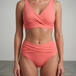 Orangenes Sculpting-Bikini-Set mit gekreuztem Triangeloberteil und gerafftem Slip