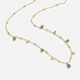 Marthe – Goldkette mit grünem Schmuckanhänger