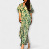 Lana Blumen-V-Ausschnitt-Kleid mit Wickeloptik vorn, Volants und Falten, hellgrün-gelb