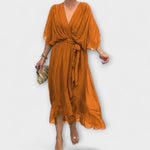 Chiffonkleid mit V-Ausschnitt, orange, Wickeloptik mit Bindegürtel, leicht fließender Rock