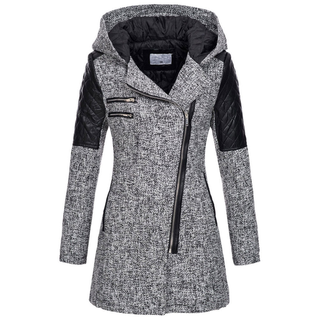 Winterjacke in Hellgrau mit Kapuze, Reißverschluss und gesteppten Ärmeln