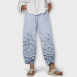 Spitzenhose mit floralen Stickereien, weitem Bein und dekorativem Saum, blau