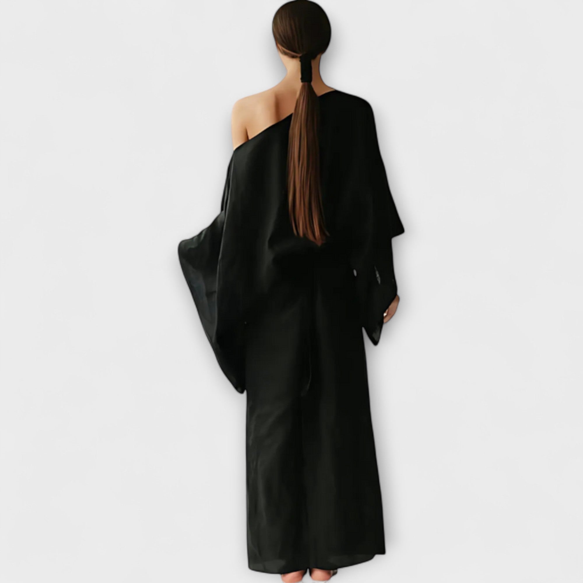 Kimono-Kleid aus Leinen-Baumwolle in Schwarz, Rückansicht mit breiten Armausschnitten