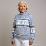 Pullover mit Stehkragen, blau gemustertem Strick und breiten Norwegerstreifen