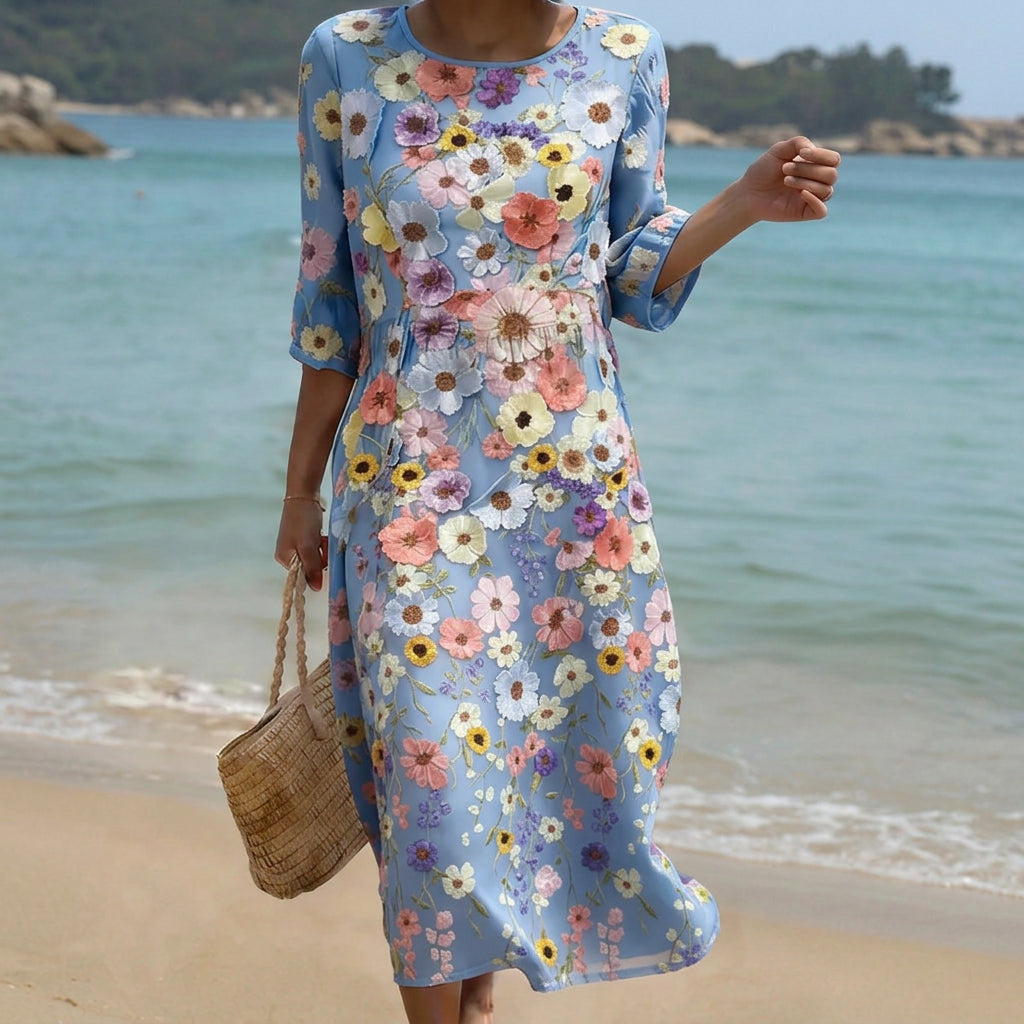Bequemes Midi-Kleid mit Blumenmuster, hellblau, 3/4-Ärmel, taillierter Schnitt