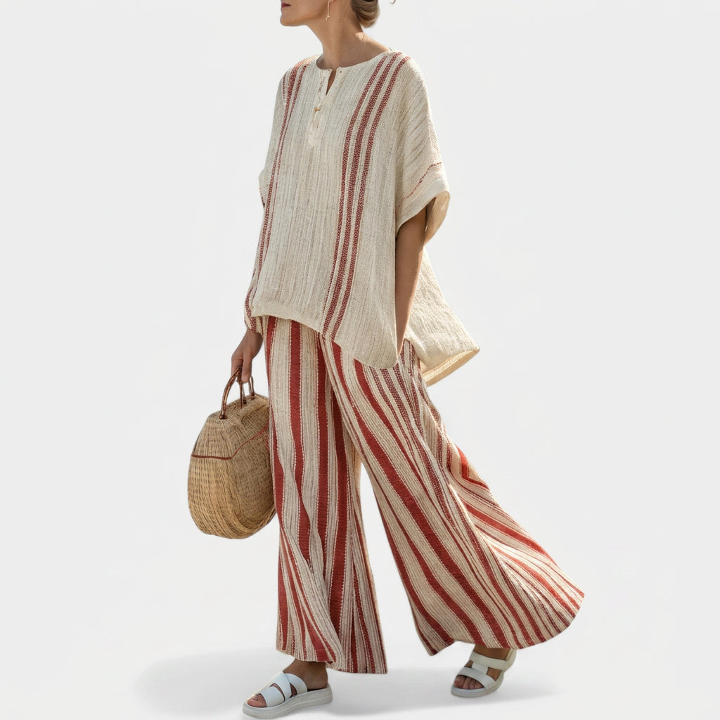 Zweiteiliges Set aus Tunika und weiter Hose mit roten Streifen, beige