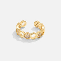 Frédérique – Goldverzierter Ring mit eleganter Perle