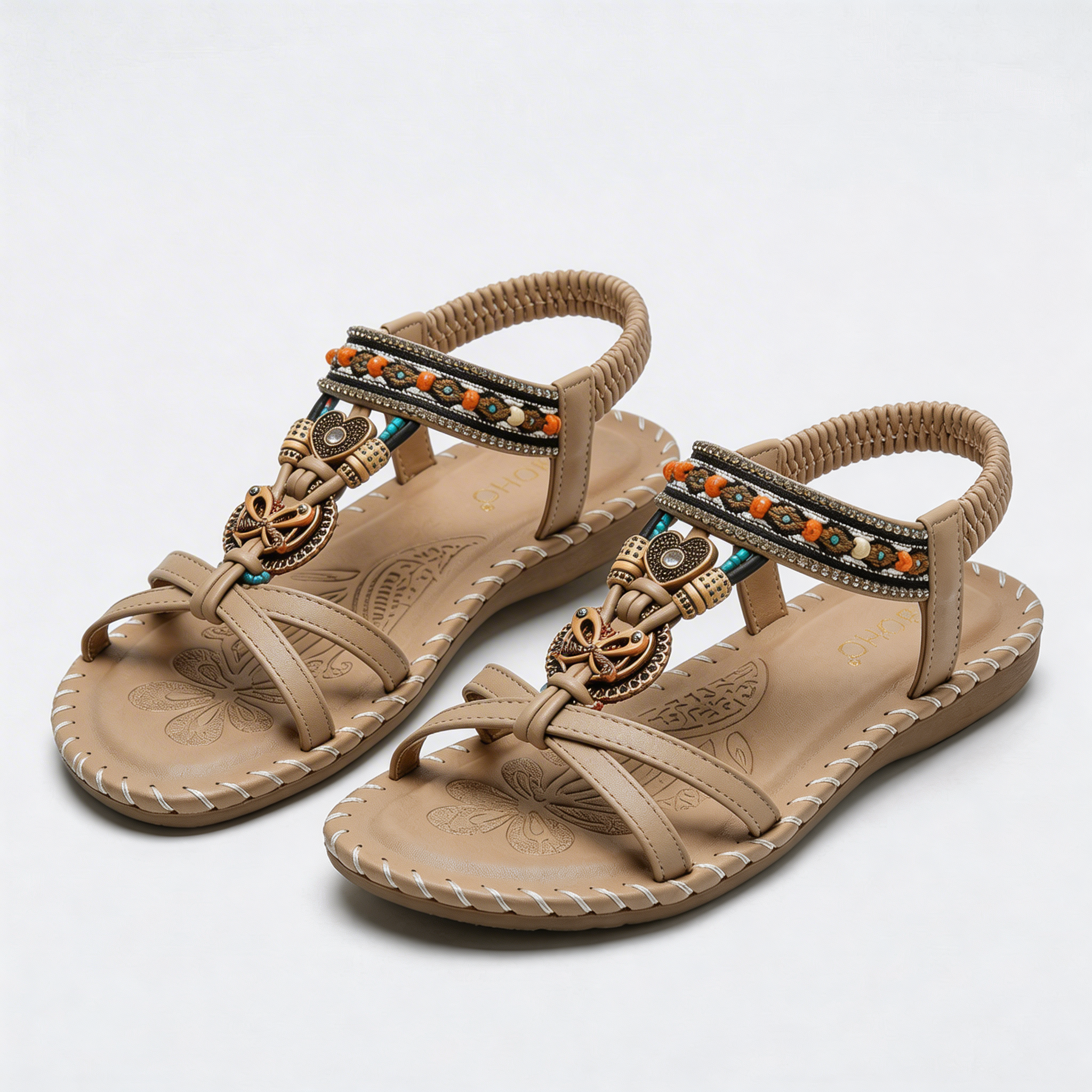 Beige Sandalen mit Zehensteg, bunten Stickereien und Ketten-Optik am Riemen