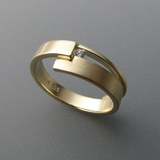 Eleganter Vintage-Ring aus hochwertigem Gold