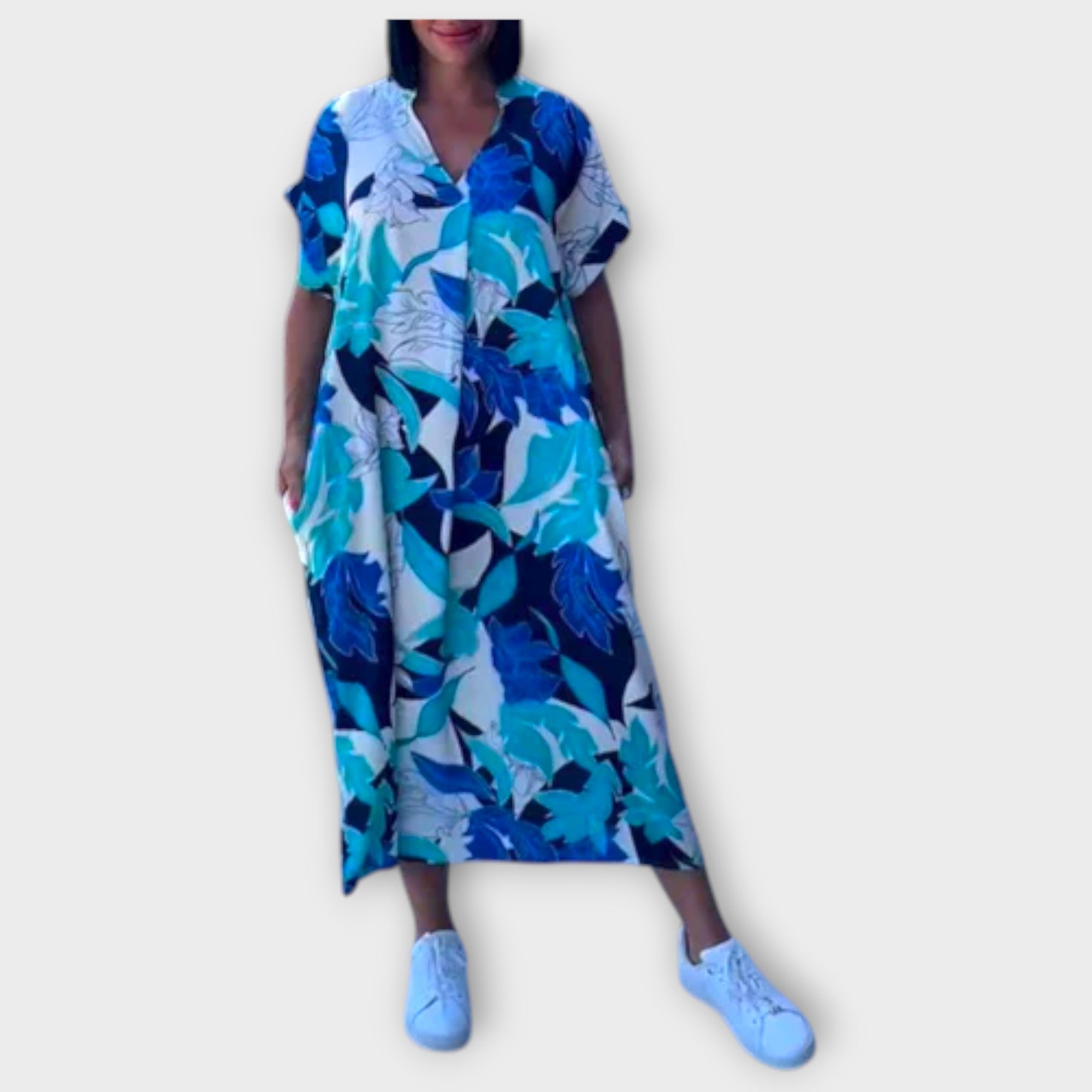 Blumenkleid mit V-Ausschnitt und kurzen Ärmeln, blau-weißes Pflanzenmuster