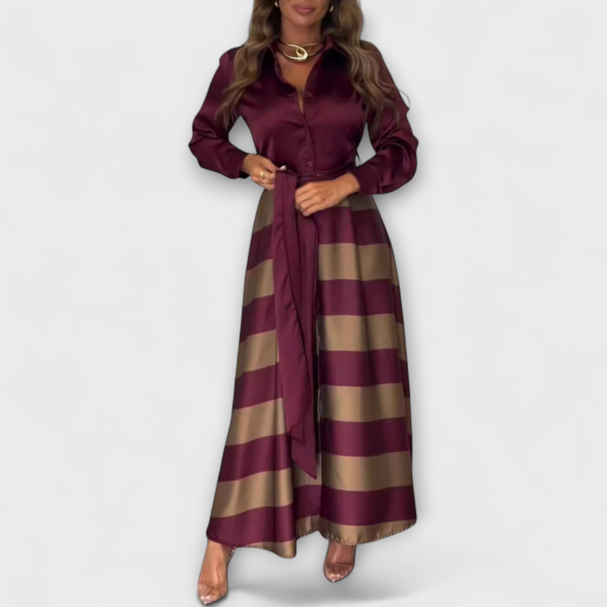 Langes Hemdblusenkleid in Bordeaux mit horizontalen Streifen und Bindegürtel