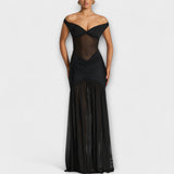 Schwarzes Schlitzkleid mit drapiertem Vorderteil und langem, fließendem Rock