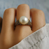 Vintage-Goldring mit einer Perle