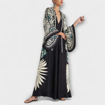 Maxikleid mit floralem Blattmuster, schwarzer Grund, fließender Rock, weite Ärmel