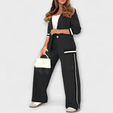 Schwarzes 2-Teile-Set mit Blazer und weiter Hose, Kontraststreifen an Saum und Taschenklappen
