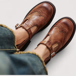 Komfortabsatzschuhe in Braun mit Riemen und Lochmuster