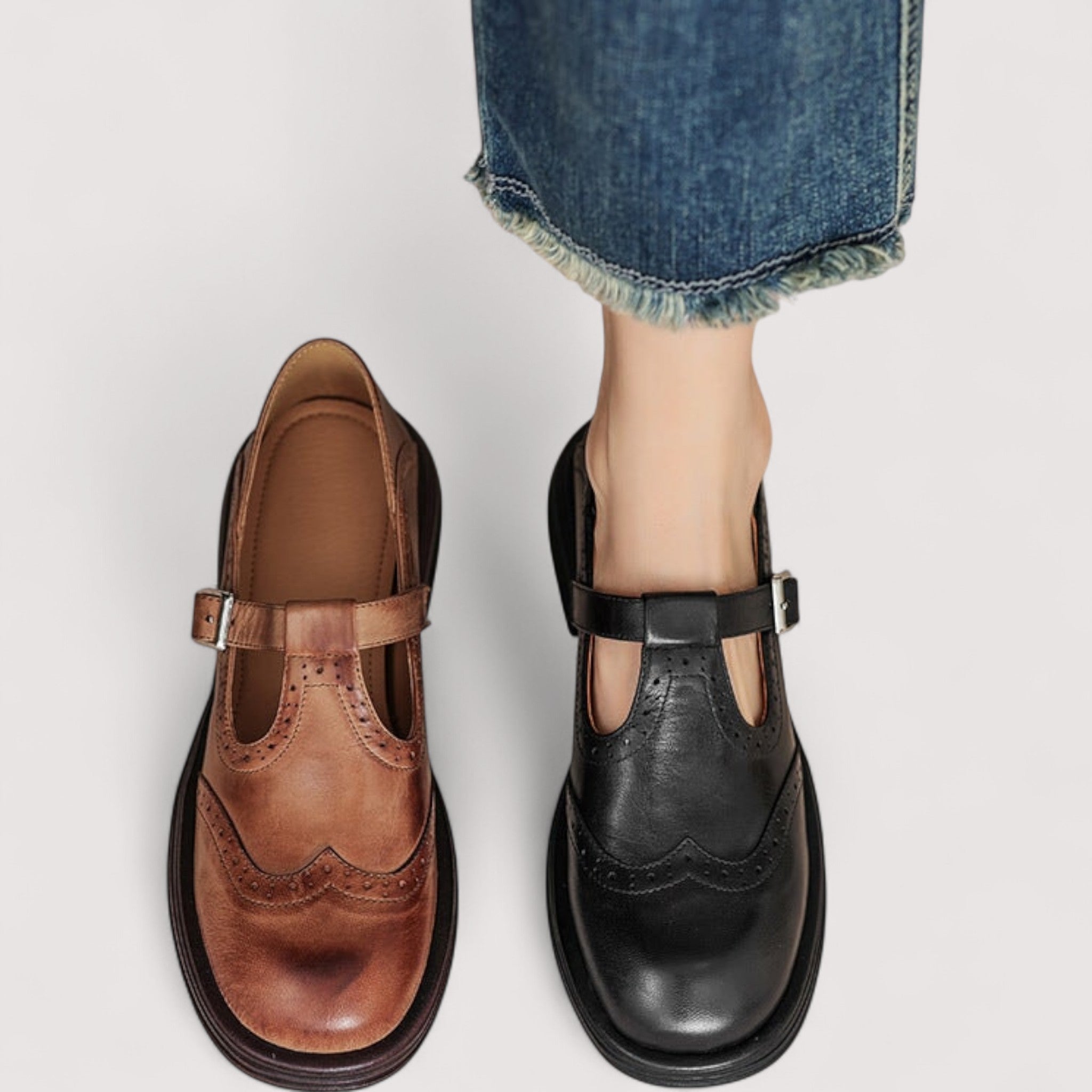Komfortabsatzschuhe in Braun und Schwarz mit Riemen und Schnalle