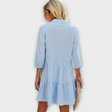 Luftiges Midi-Kleid blau mit Karomuster, Knopfleiste vorn, rückseitige Passe und Falten