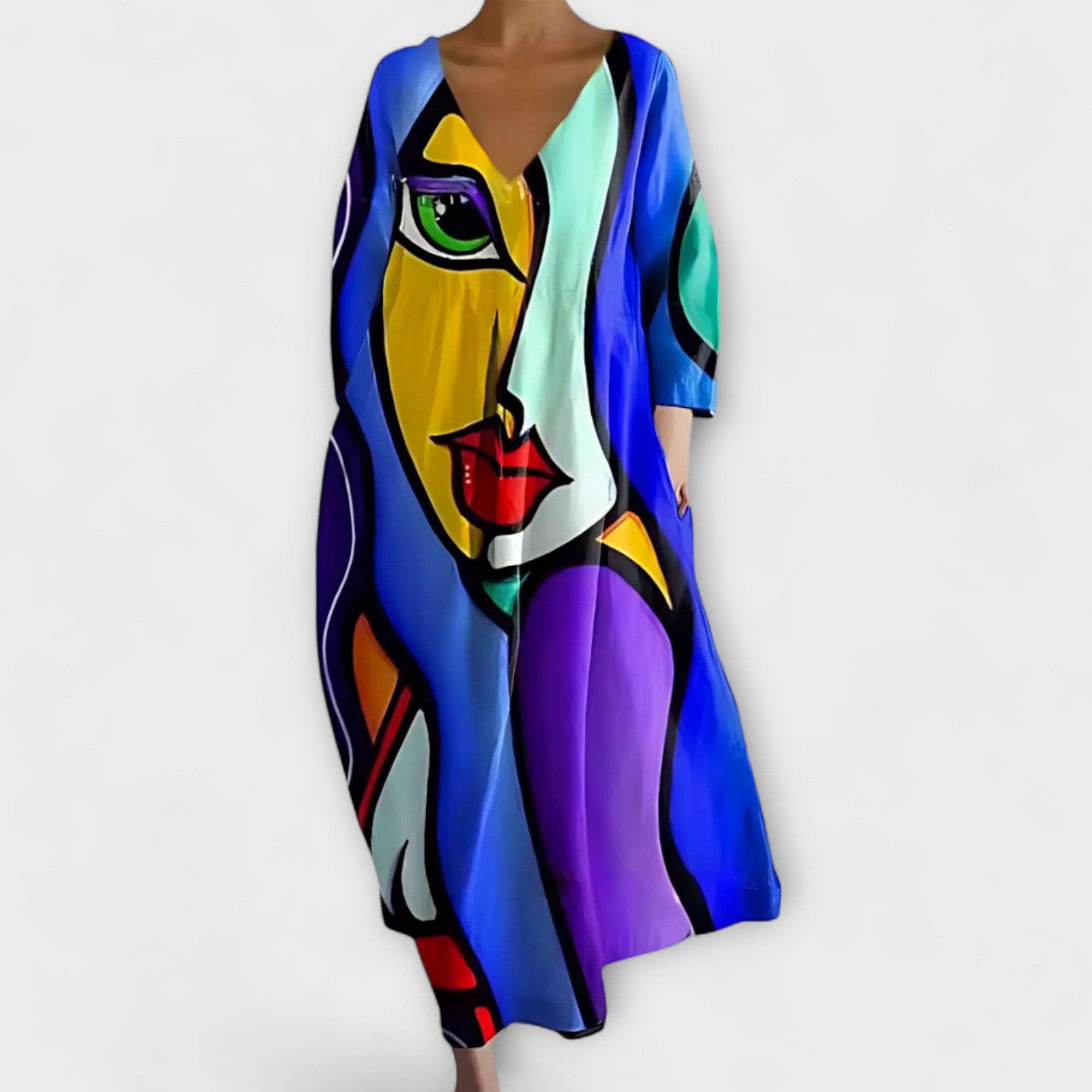 Langes Kleid mit V-Ausschnitt, 3/4-Ärmeln und abstraktem Porträtmotiv in Blau und Lila.