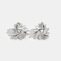 Élodie – Blumenförmige Ohrringe aus Silber.