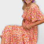 Maxikleid mit V-Ausschnitt und kurzem Flatterärmel, Blumenprint (orange), Detailansicht