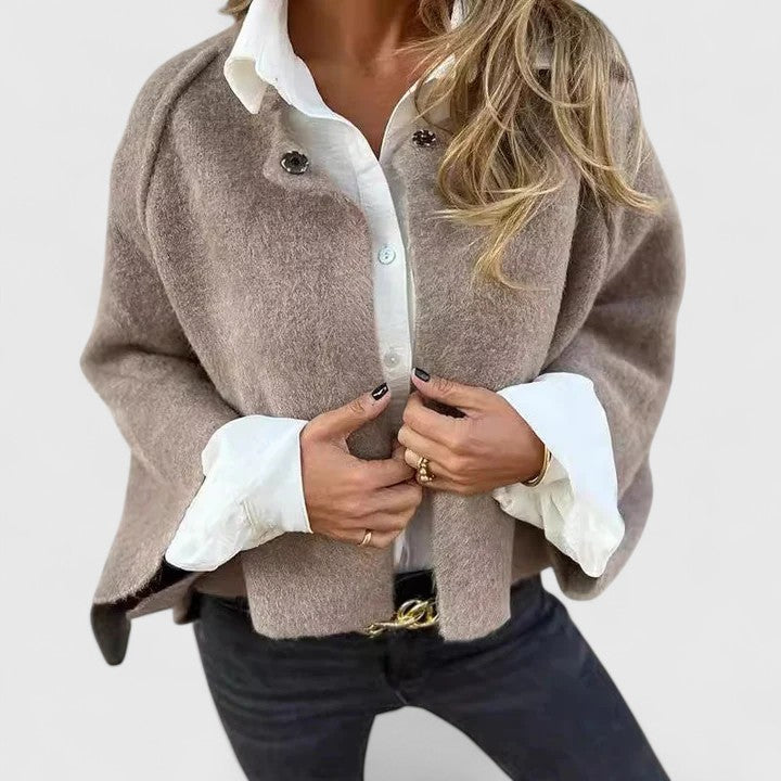 Beige Eleganzjacke mit Reverskragen und Knopfleiste
