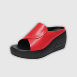 Orthopädische Slip-On-Wedgesandalen, rote Lederoptik, offene Zehen, Keilsohle