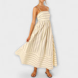 Maxi-Kleid in Beige mit dünnen Trägern, Streifenoptik und weitem Rock