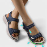 Orthopädische Sandalen in Blau mit Riemen und Klettverschluss am Knöchel